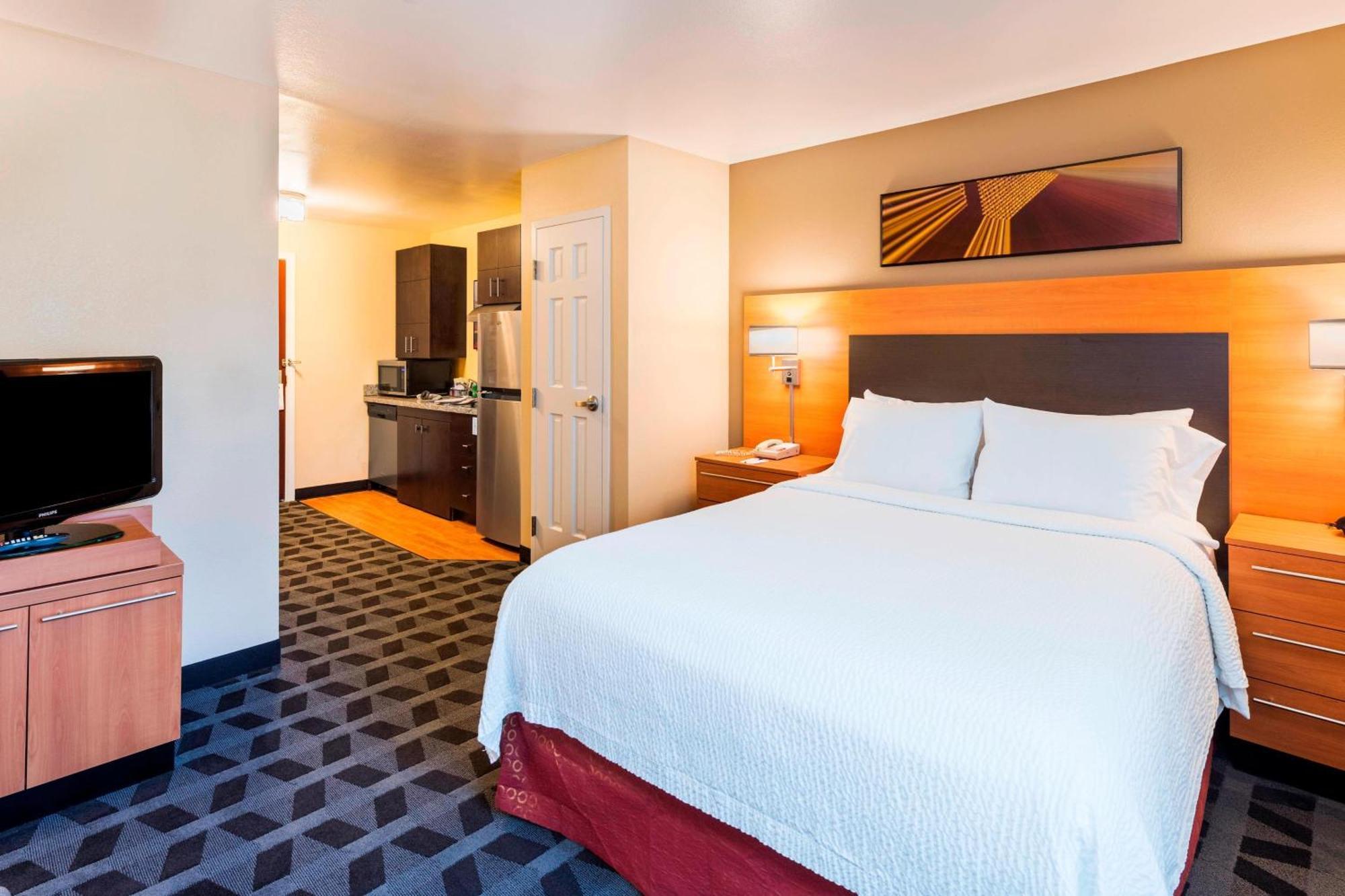 Towneplace Suites By Marriott Atlanta קנסואו מראה חיצוני תמונה