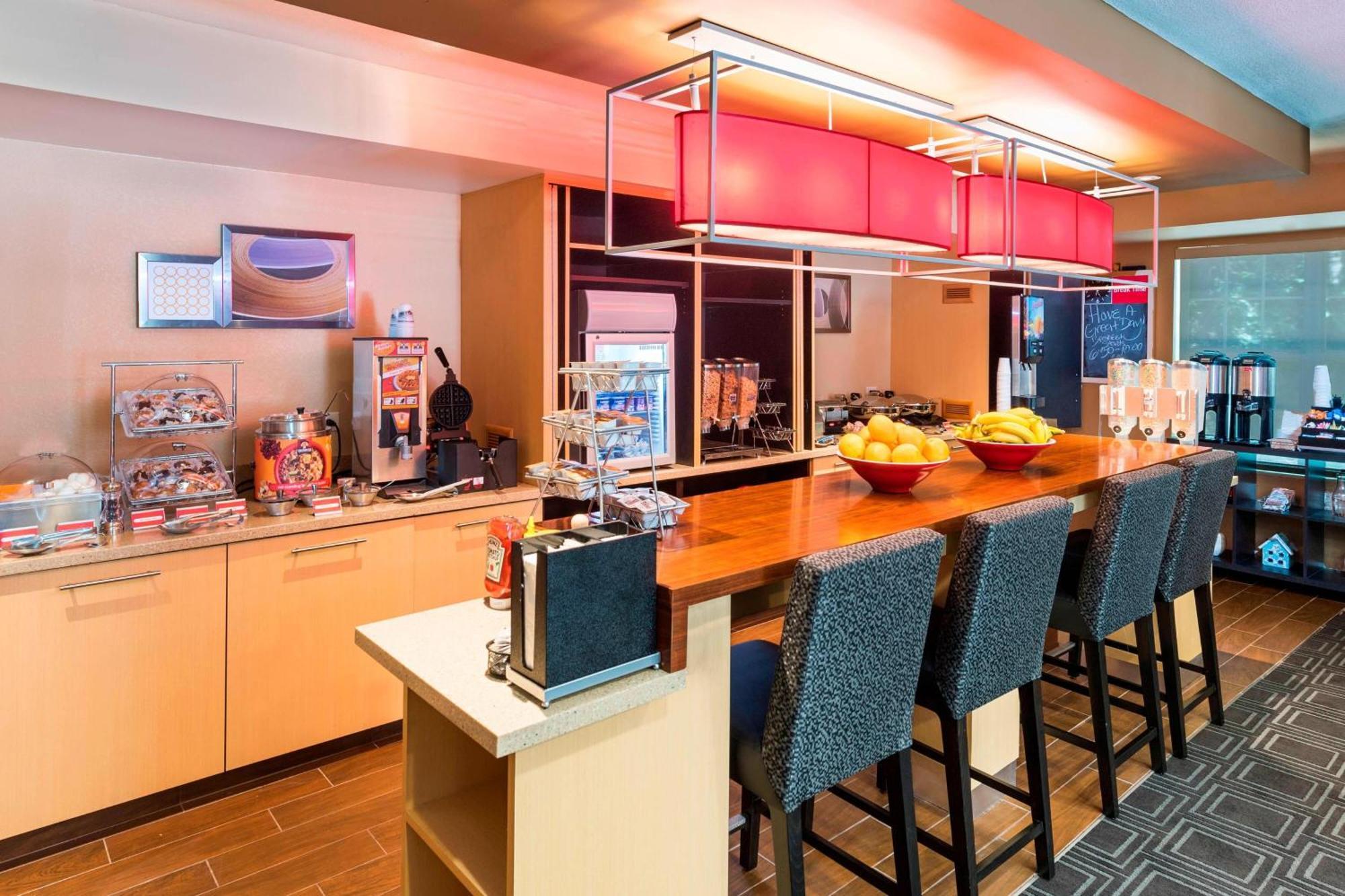 Towneplace Suites By Marriott Atlanta קנסואו מראה חיצוני תמונה
