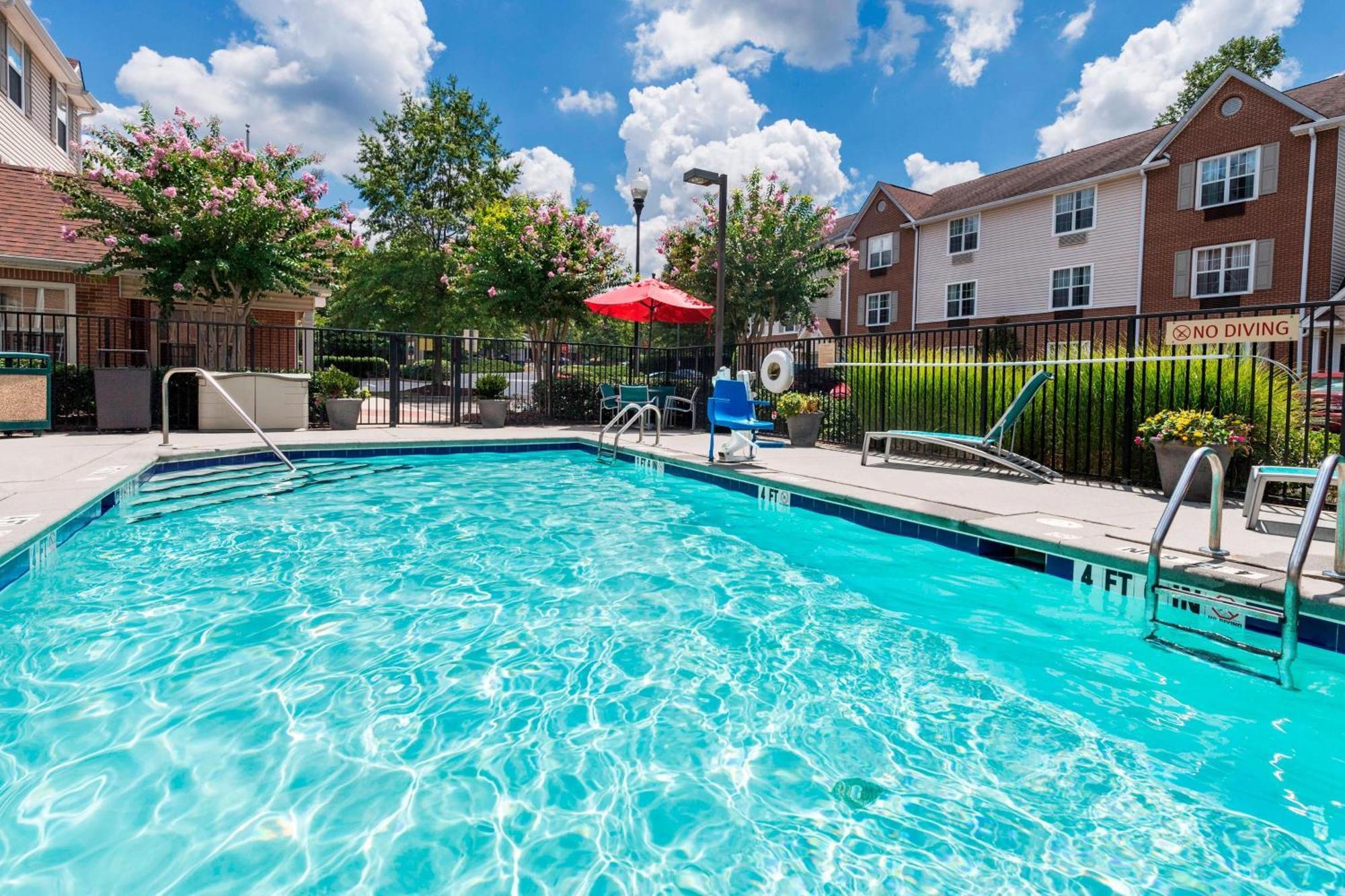 Towneplace Suites By Marriott Atlanta קנסואו מראה חיצוני תמונה