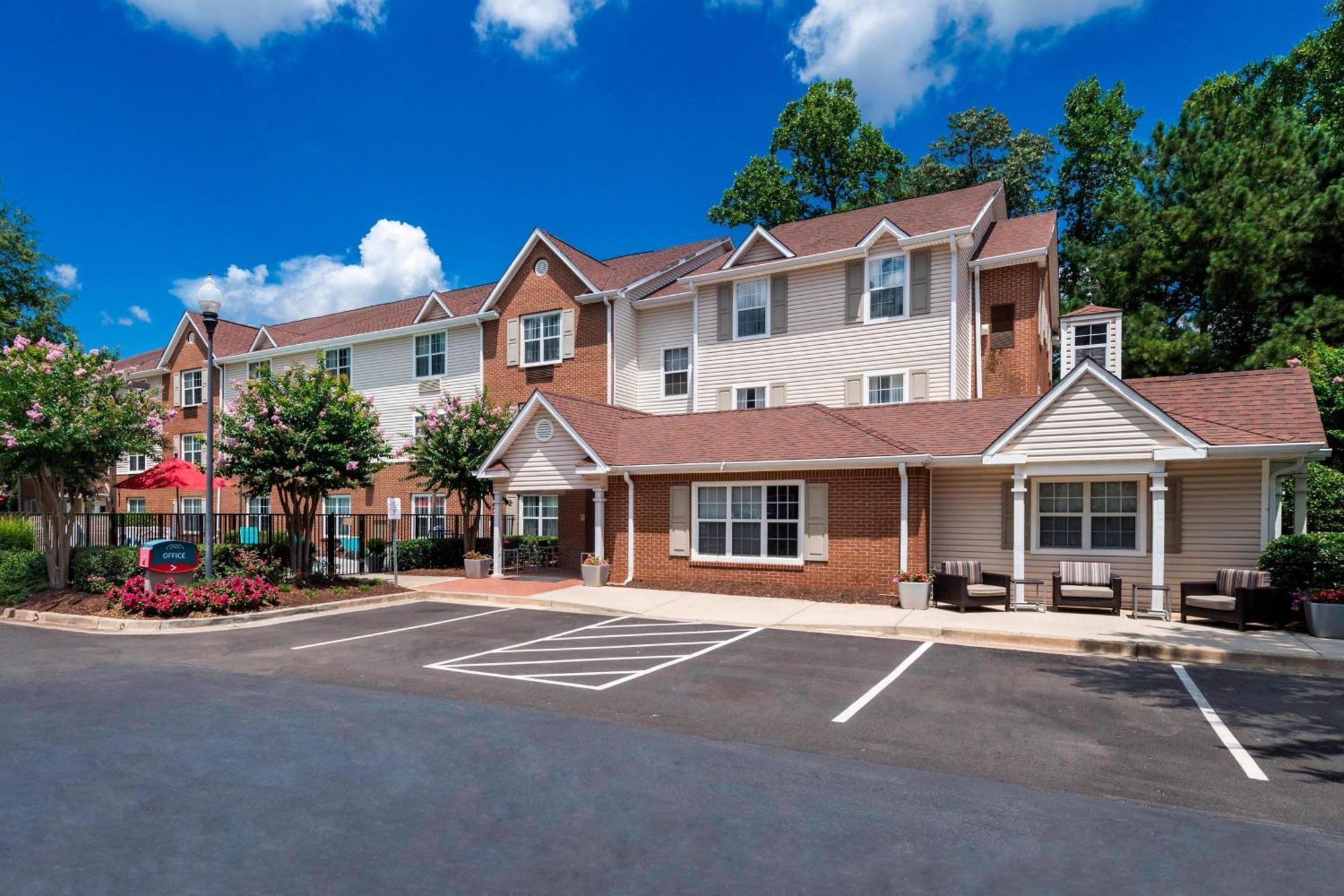 Towneplace Suites By Marriott Atlanta קנסואו מראה חיצוני תמונה
