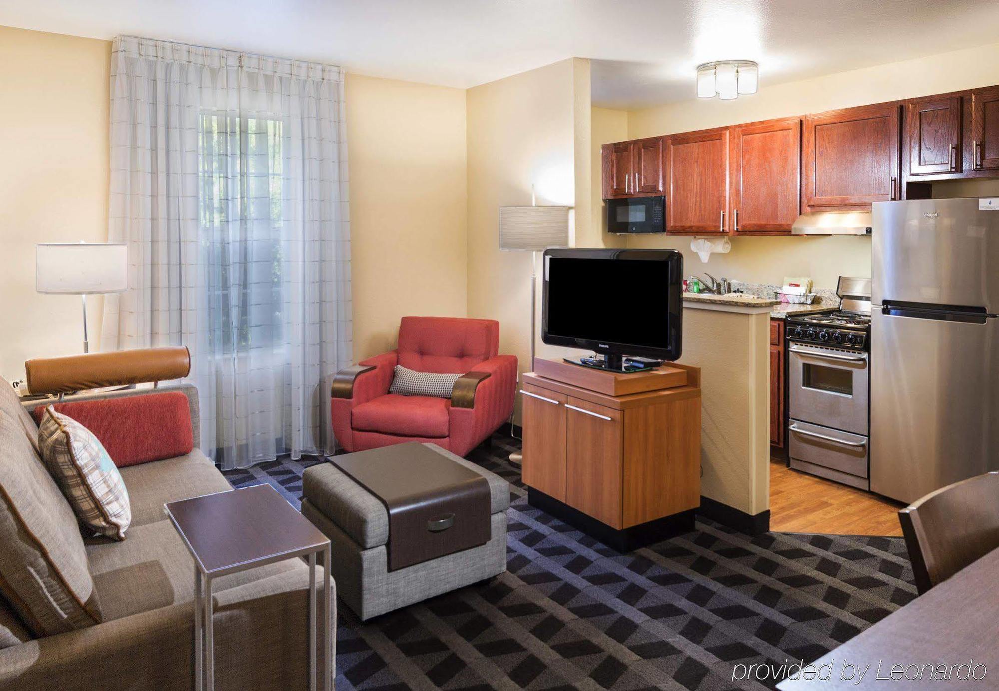 Towneplace Suites By Marriott Atlanta קנסואו מראה חיצוני תמונה
